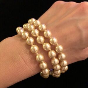 Jackie Kennedy’s 3 Strand Franklin Mint Reproduction Faux Pearl Bracelet